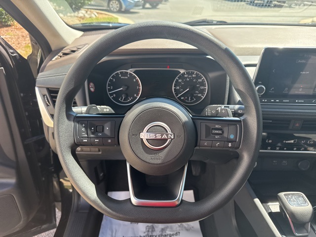 2023 Nissan Rogue SV photo 25