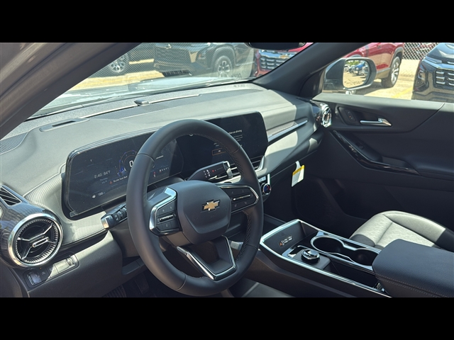 2026 Chevrolet Equinox LT photo 9