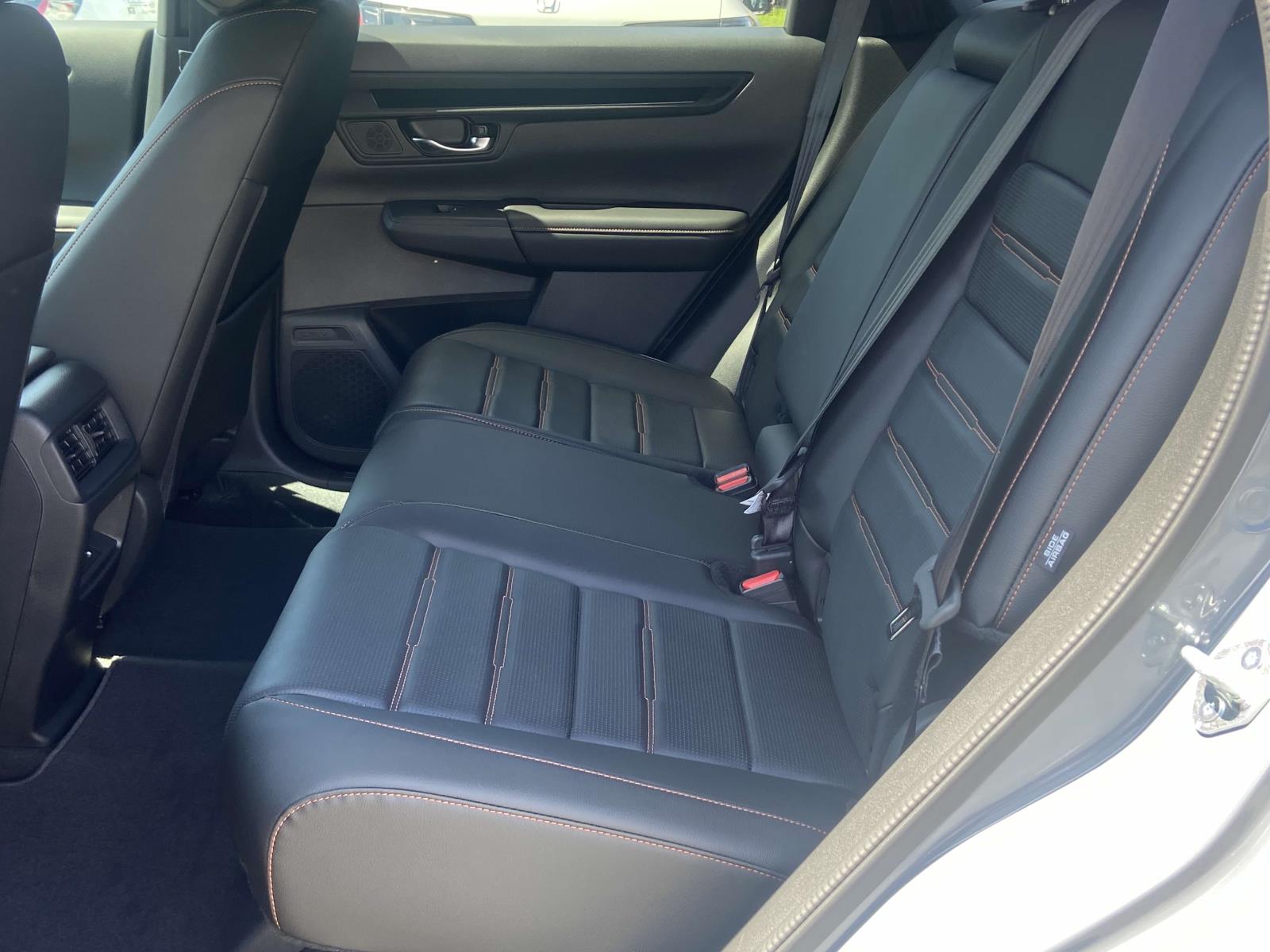 2026 Honda CR-V Hybrid Sport-L photo 2