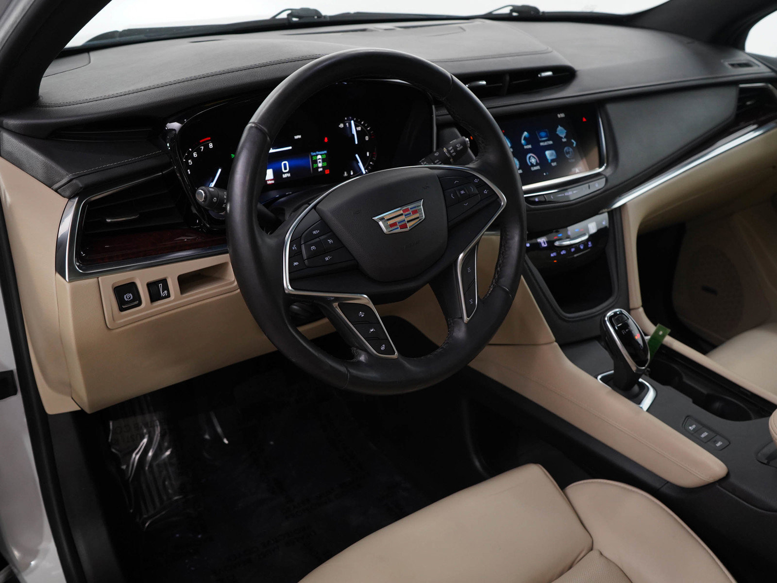 2017 Cadillac XT5 Luxury photo 16
