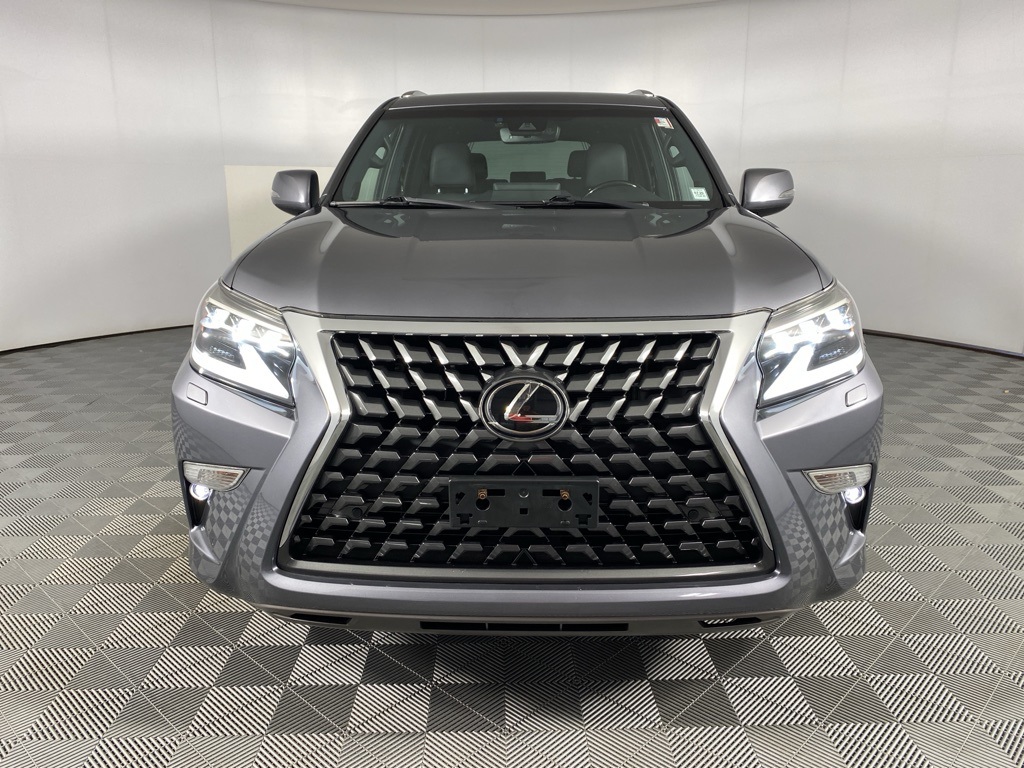 2022 Lexus GX 460 photo 2
