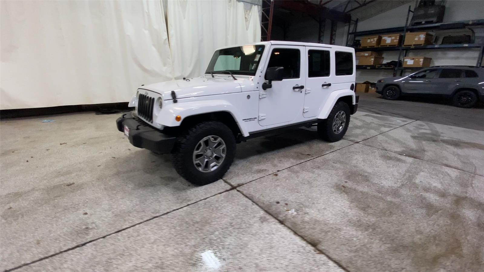 2016 Jeep Wrangler Rubicon photo 3
