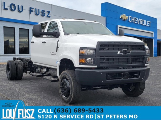 New 2024 Chevrolet Low Cab Forward 6500 XD MEDIUM ASH GRAY
