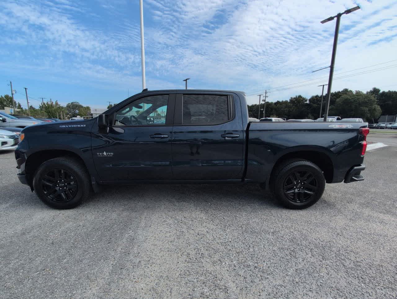 2022 Chevrolet Silverado 1500 RST photo 12