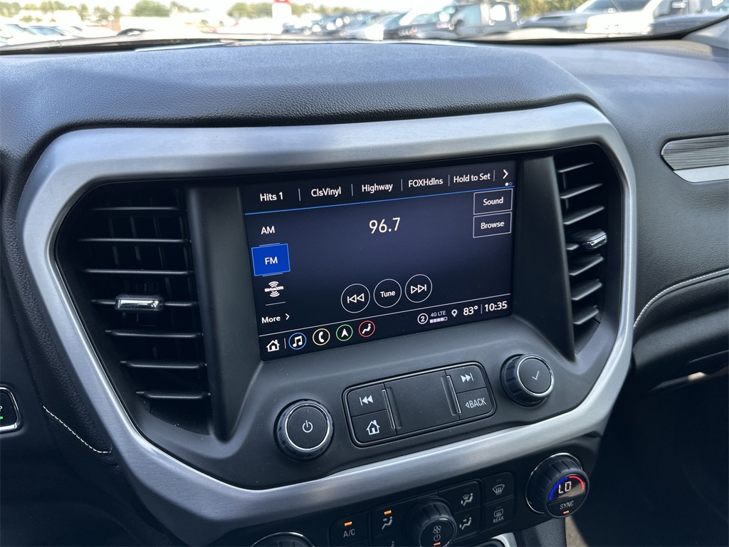 2023 Gmc Acadia SLT photo 16