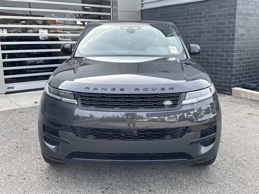2025 Land Rover Range Rover Sport SE photo 2