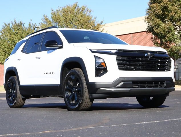 2026 Chevrolet Equinox LT's photo