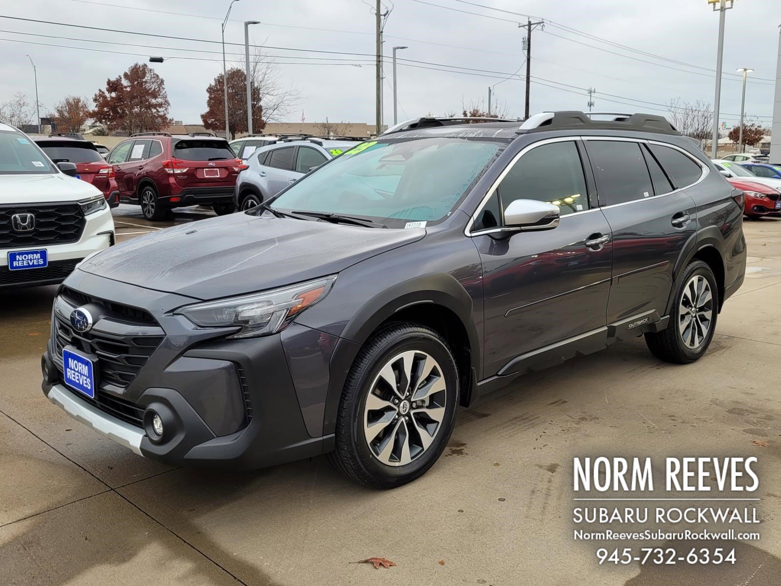 2023 Subaru Outback Touring's photo