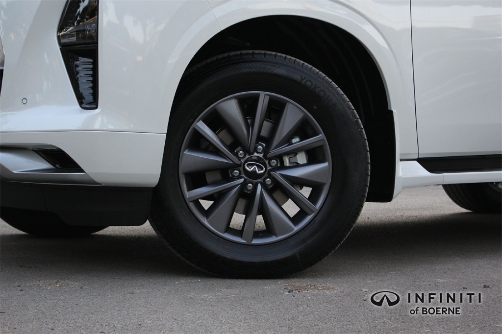 2026 Infiniti QX80 Pure photo 3