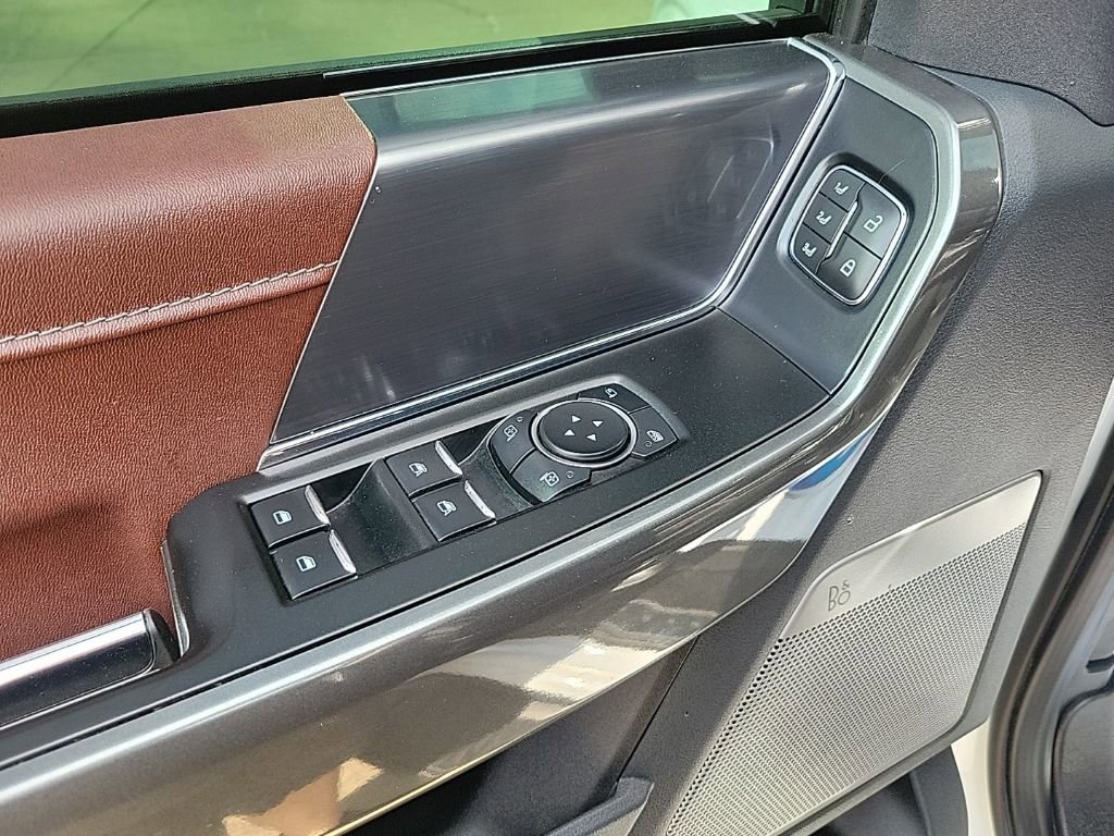 2023 Ford F-150 Lariat photo 14