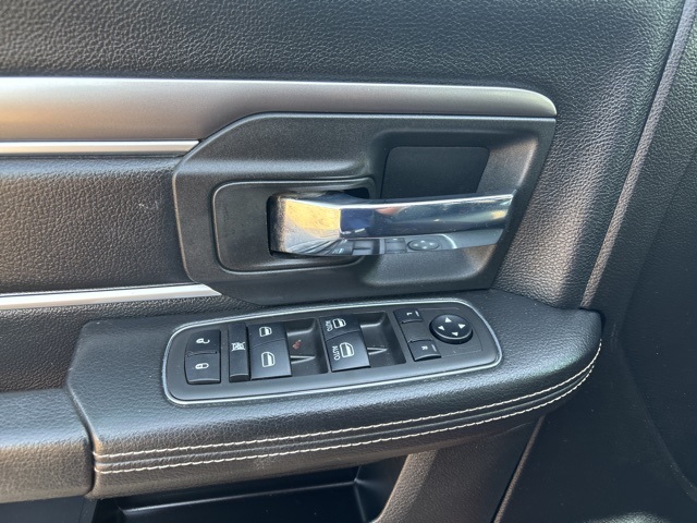 2021 Ram 1500 Classic Warlock photo 10