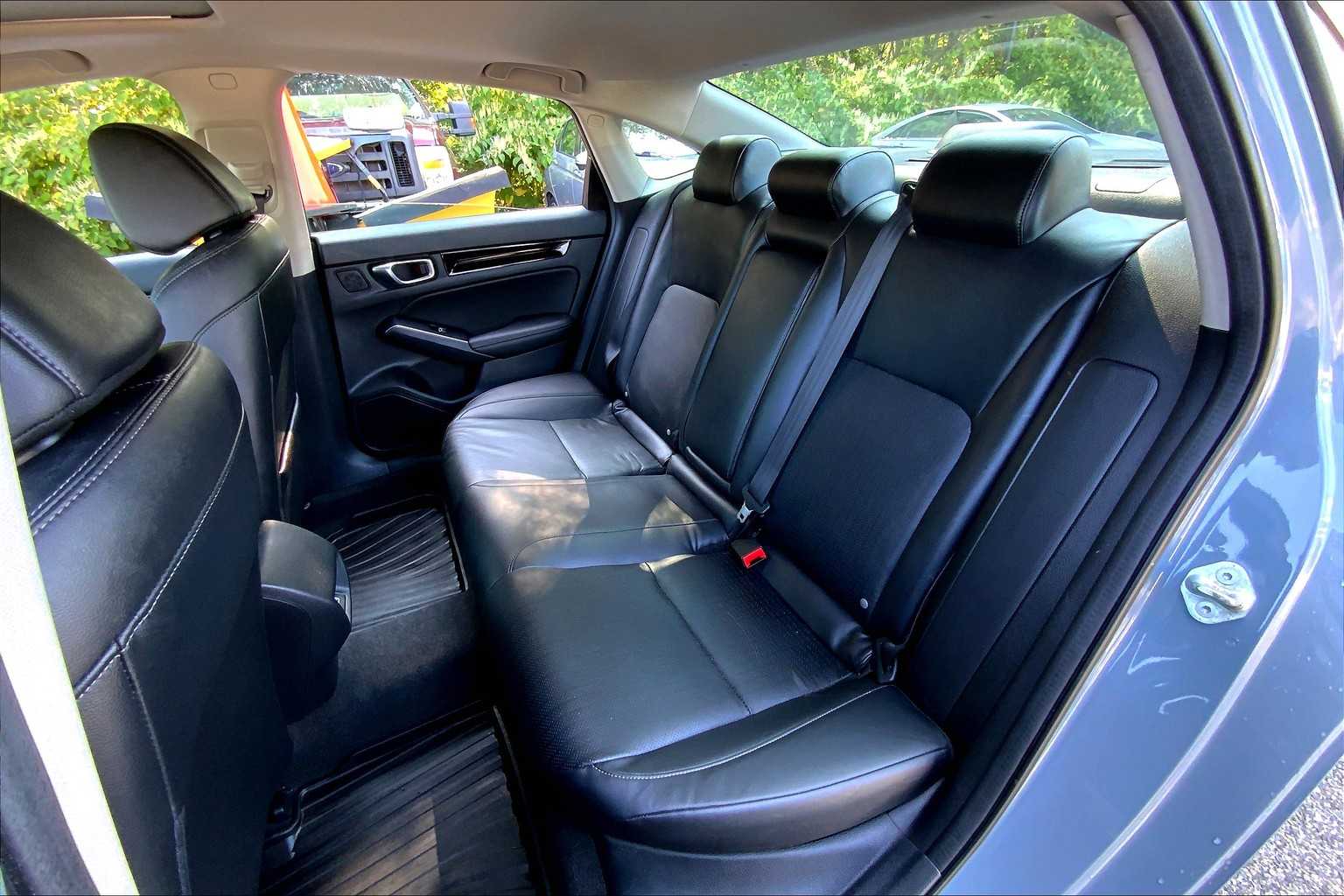 2024 Honda Civic Touring photo 19