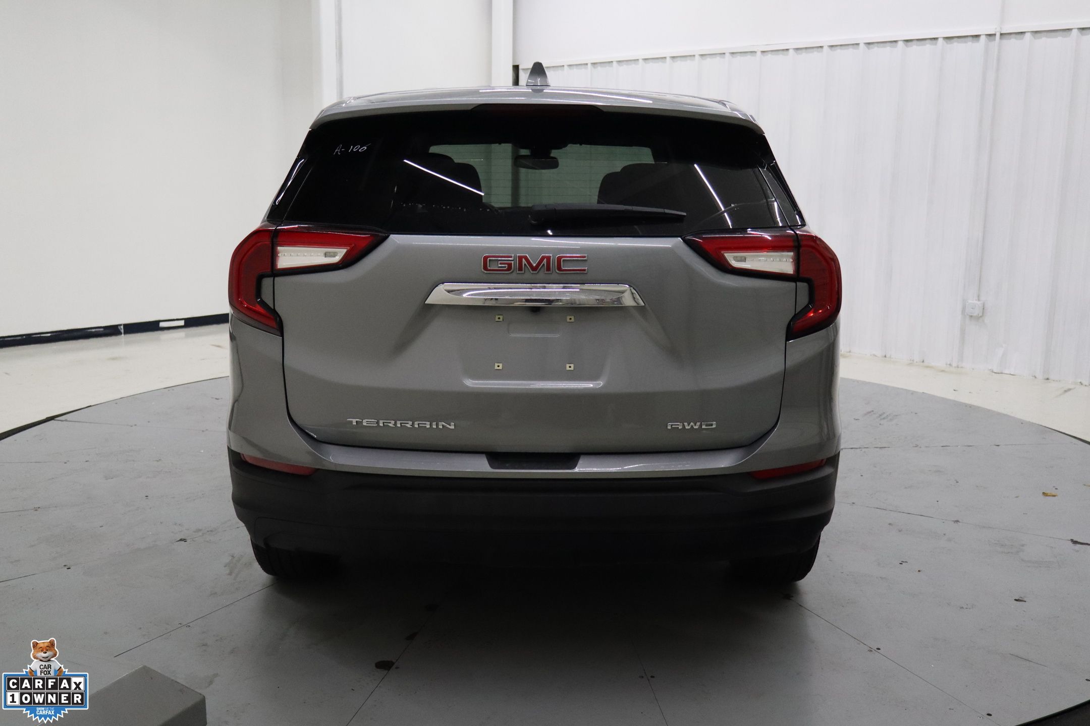 2024 Gmc Terrain SLE photo 4