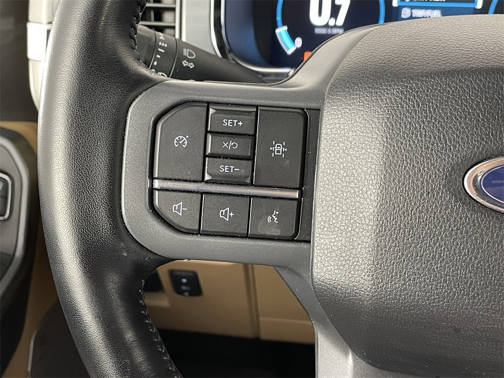 2023 Ford F-150 Lariat photo 23