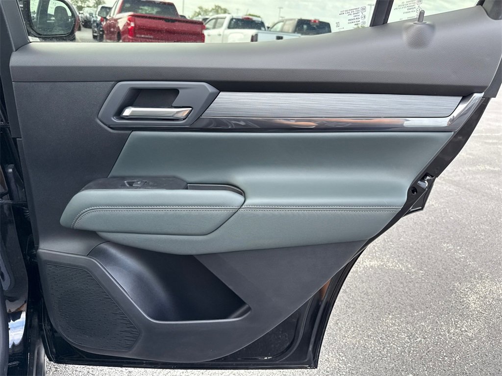 2026 GMC TERRAIN - Image 35