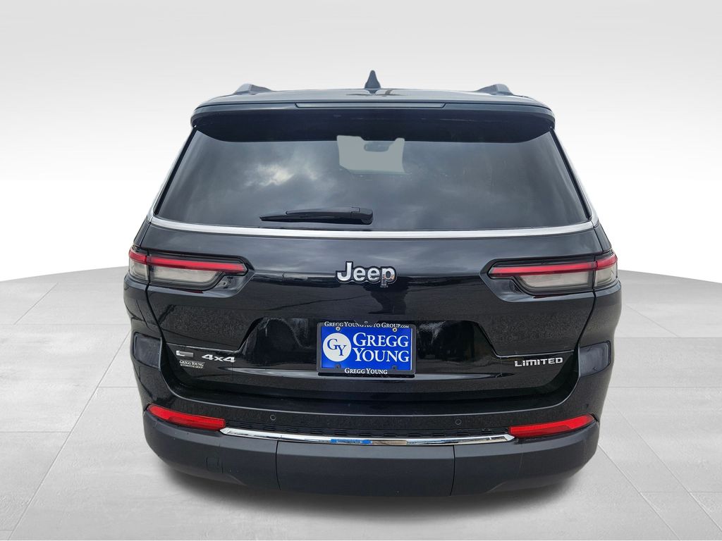 2022 Jeep Grand Cherokee Limited photo 3