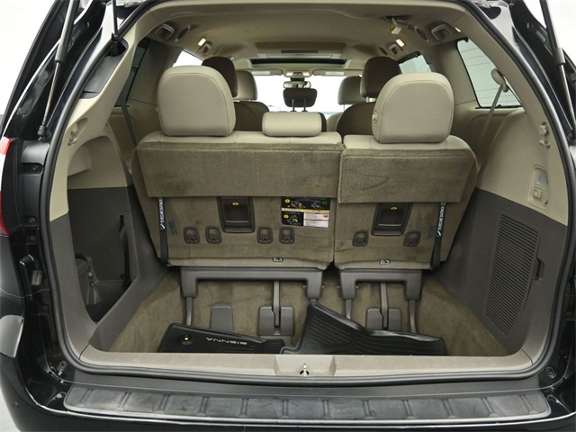 2018 TOYOTA SIENNA - Image 23