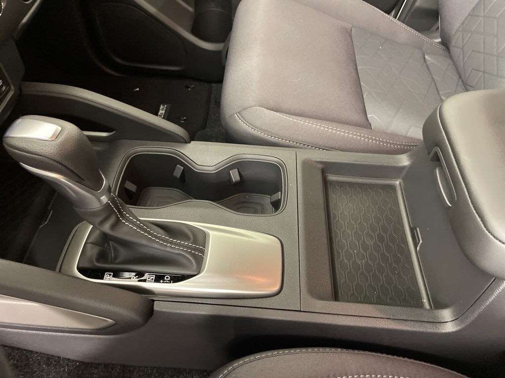 2025 Nissan Frontier SV photo 32