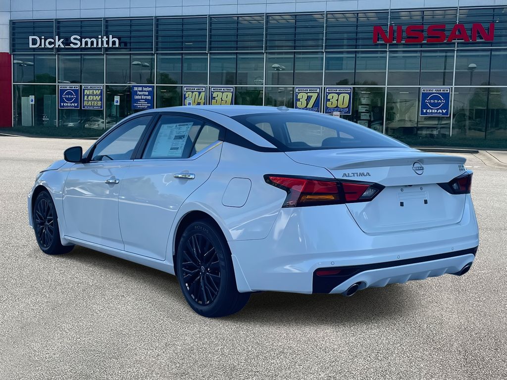 2025 Nissan Altima SV Special Edition photo 2