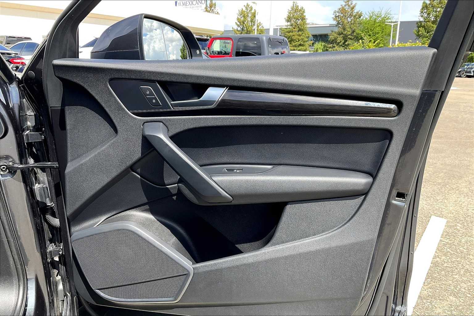 2018 Audi Q5 Premium photo 20