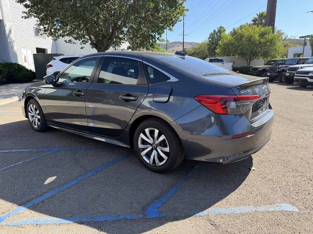 2022 Honda Civic LX photo 4