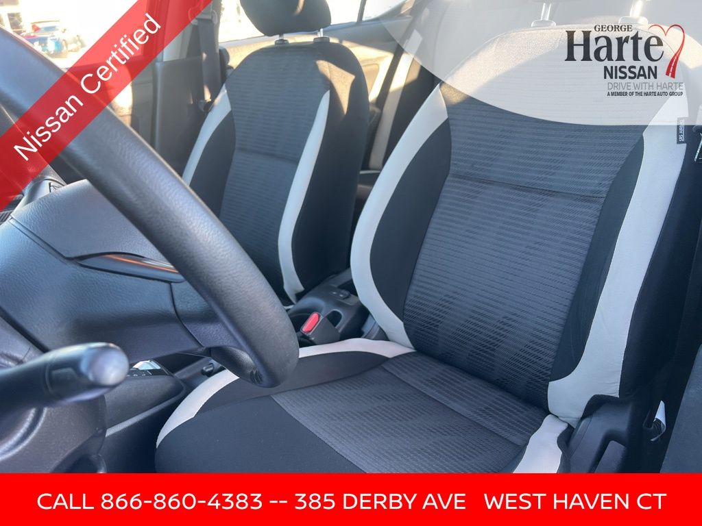 2021 Nissan Versa 1.6 SV photo 4