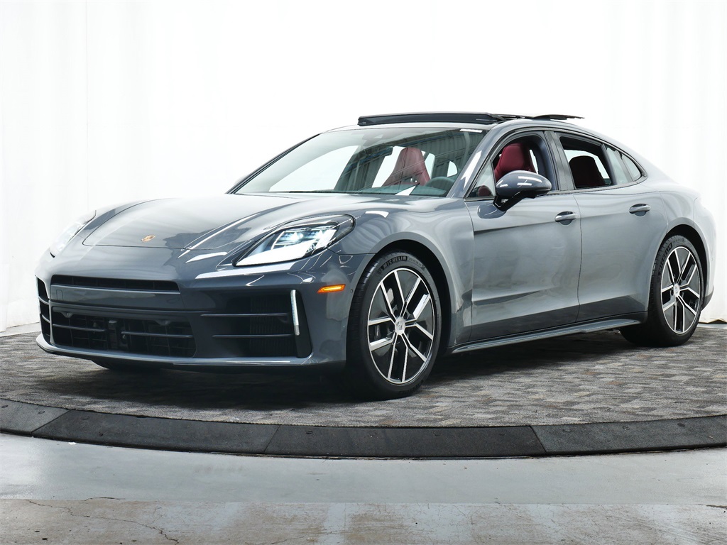2025 Porsche Panamera Base