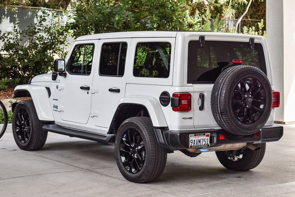 2022 Jeep Wrangler Unlimited Sahara 4xe photo 4