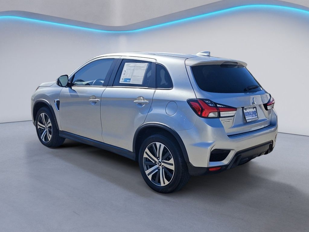 2024 Mitsubishi Outlander Sport ES photo 32