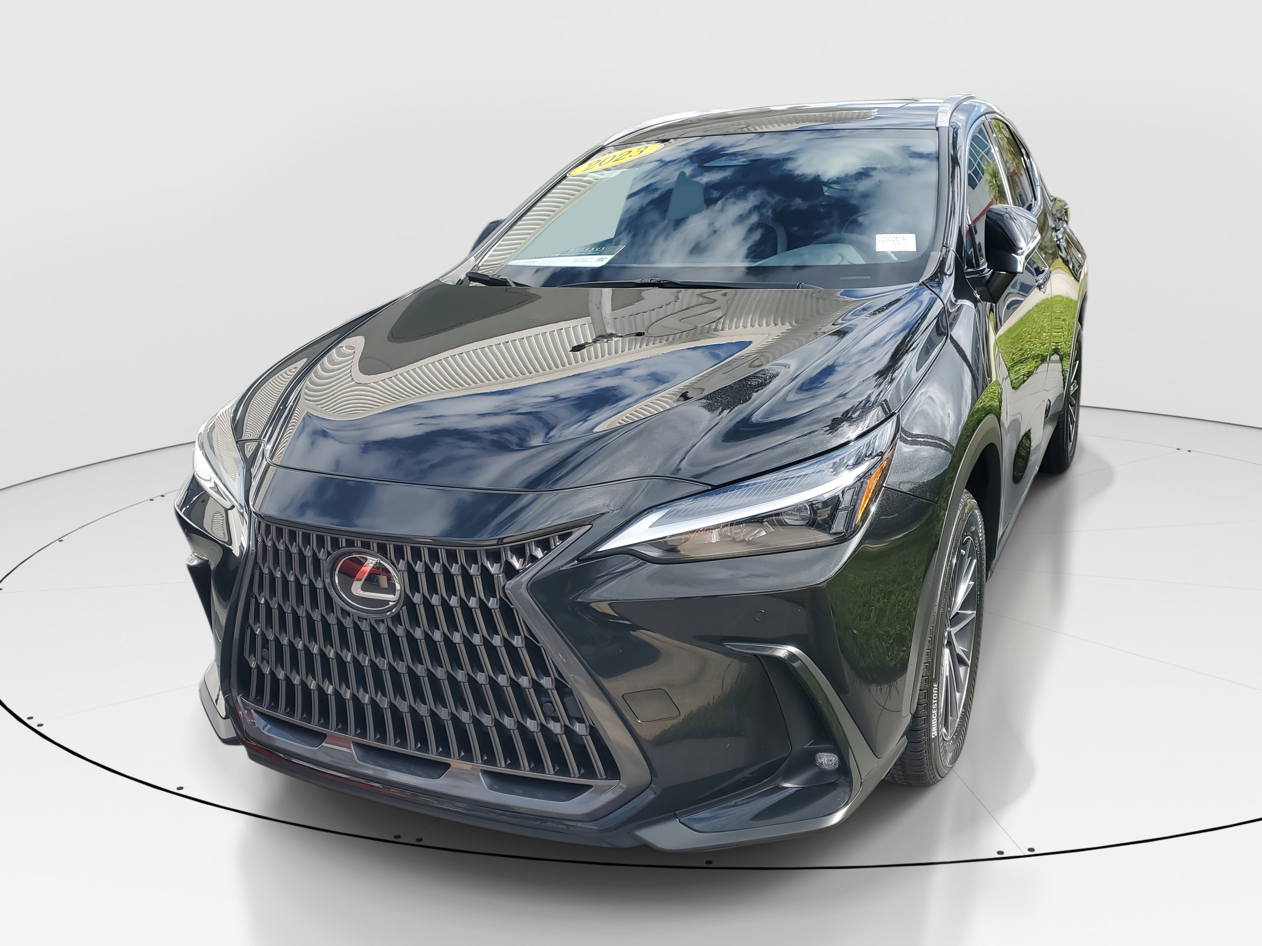 2023 Lexus NX 350 Premium photo 3