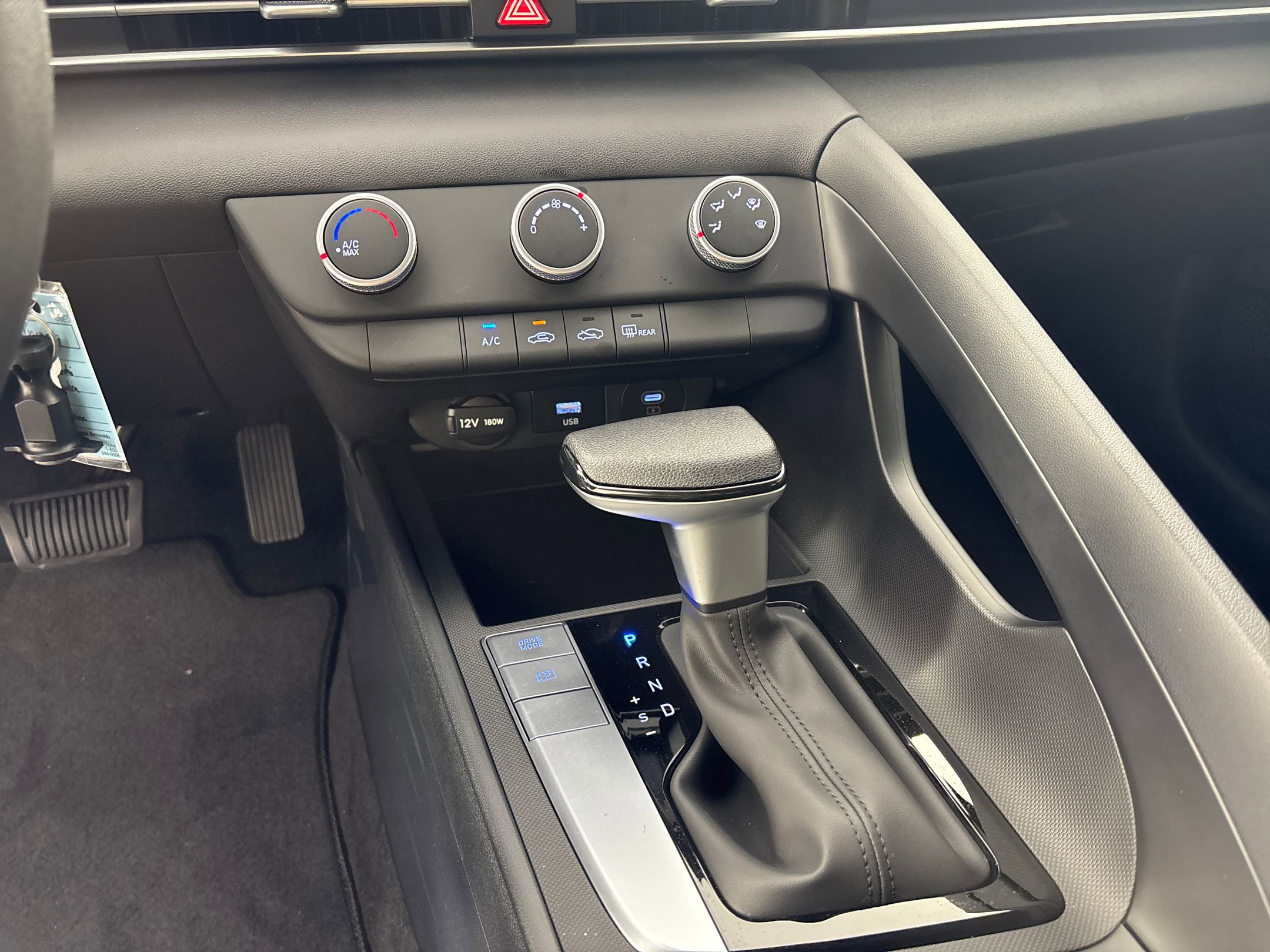 2025 Hyundai Elantra SE photo 19