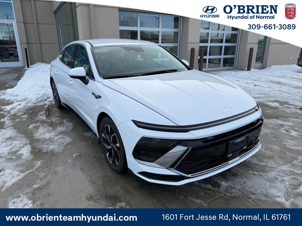 2025 Hyundai Sonata SEL's photo