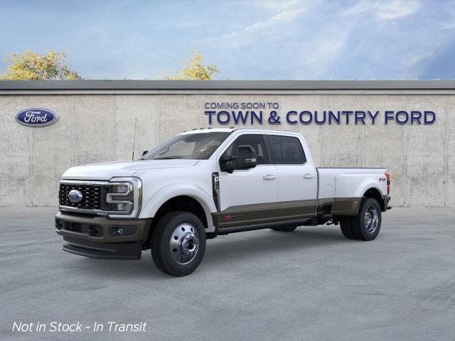 2026 Ford F-450 Super Duty King Ranch's photo