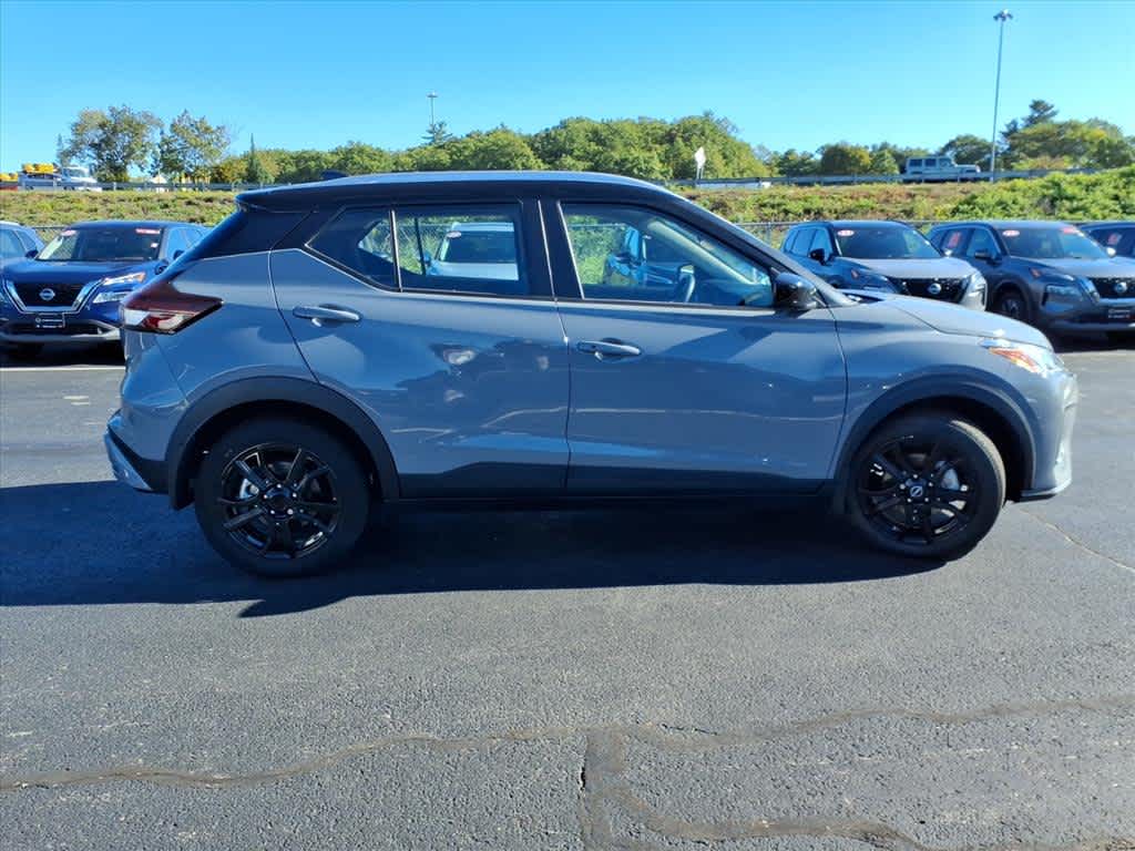 2023 Nissan Kicks SV photo 4