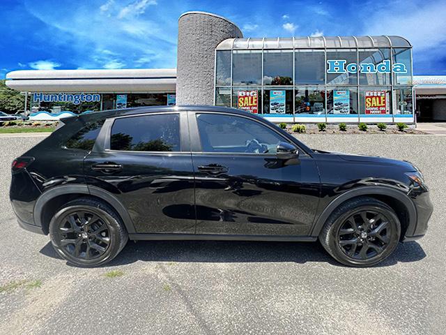 2023 Honda HR-V Sport photo 2