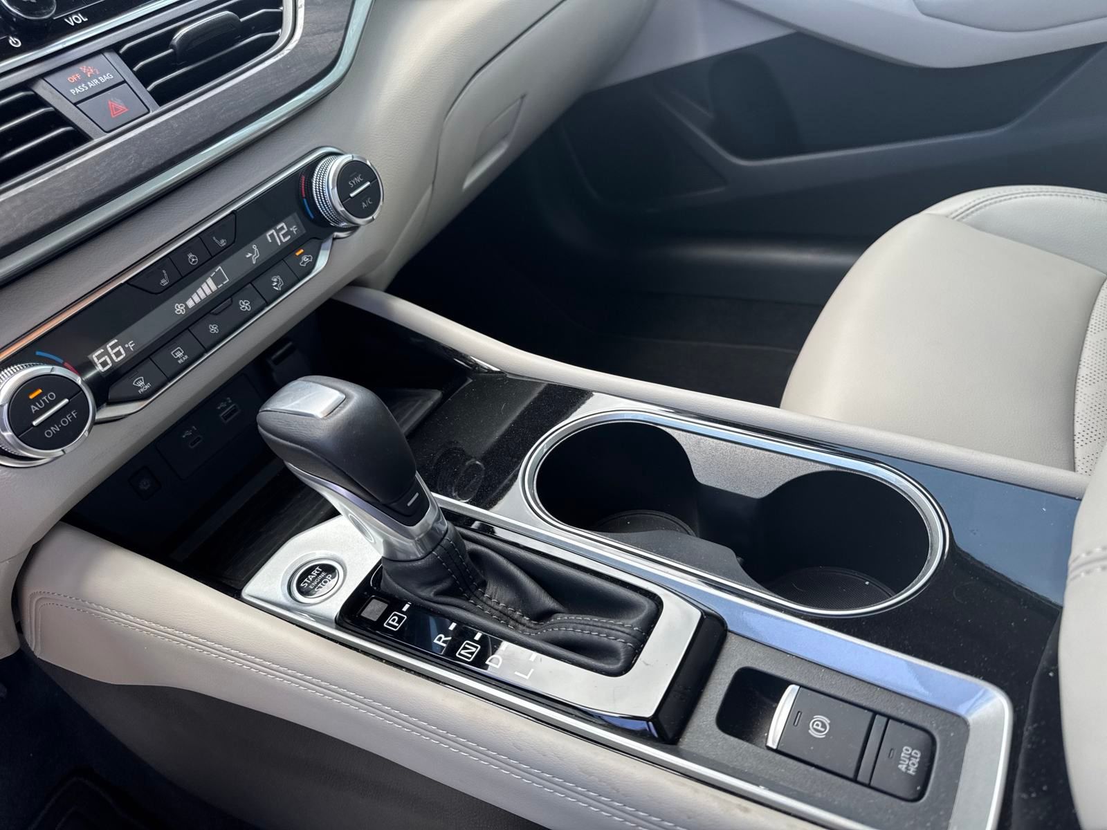 2024 Nissan Altima 2.5 SL photo 22