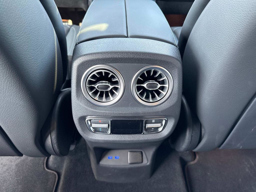 2025 Mercedes Benz G 550 photo 13