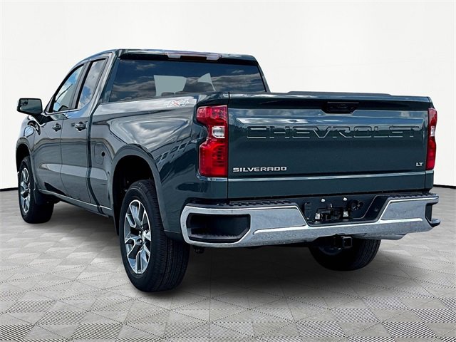 2026 Chevrolet Silverado 1500 LT photo 4