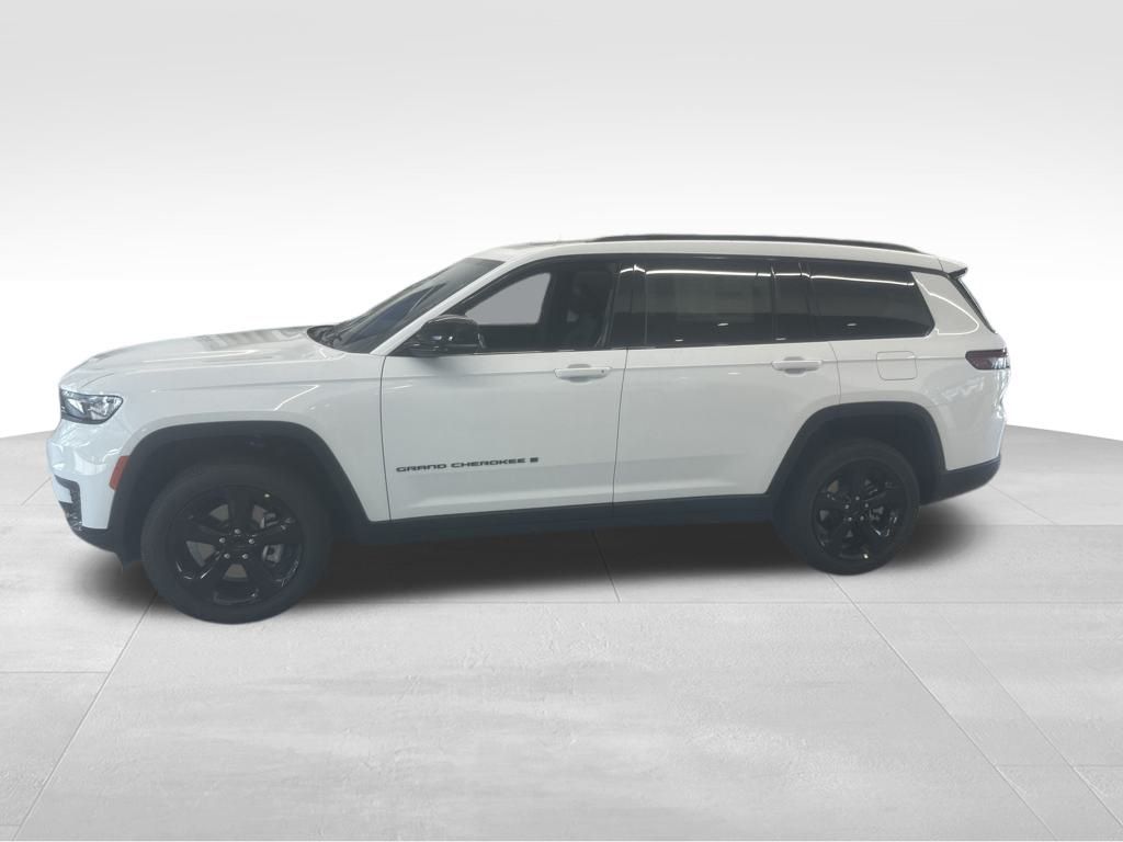 2025 Jeep Grand Cherokee Altitude X photo 4