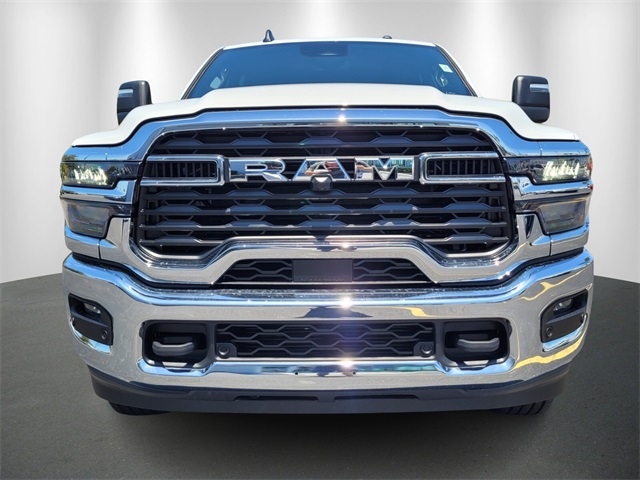 2025 Ram 2500 Tradesman photo 2