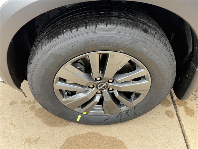 2025 Nissan Pathfinder SV photo 19