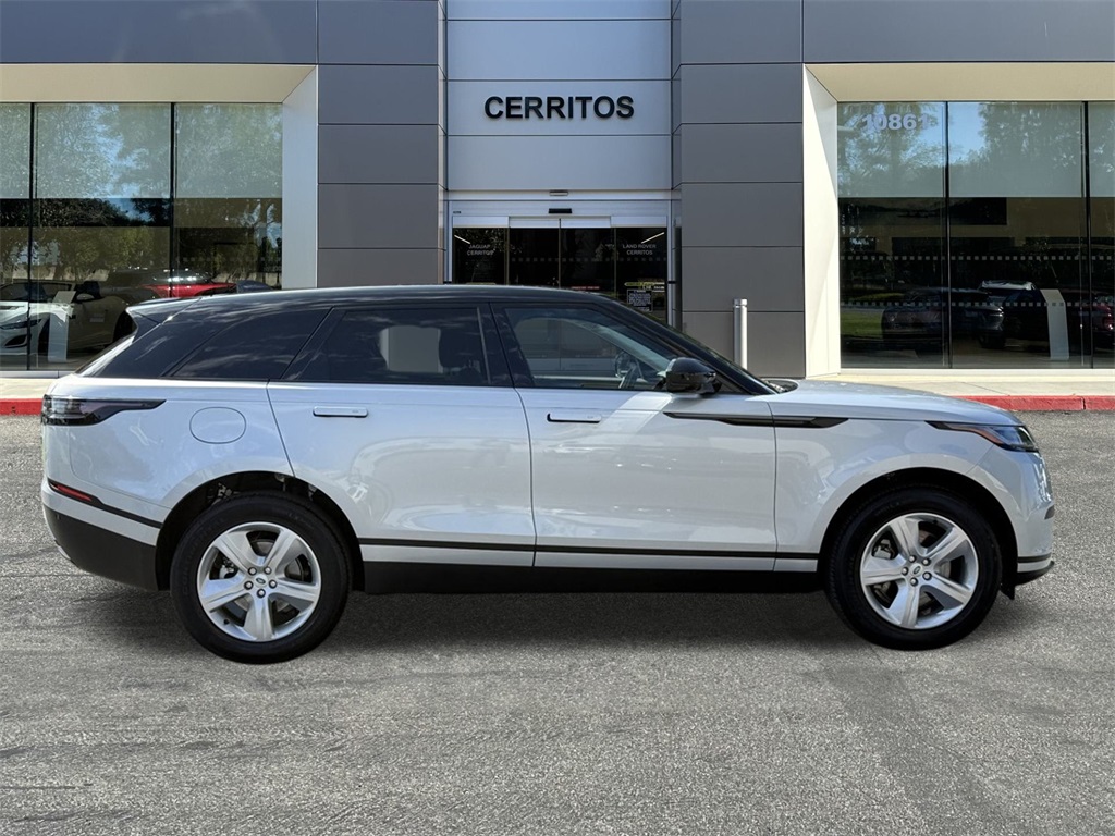 2025 Land Rover Range Rover Velar S photo 4