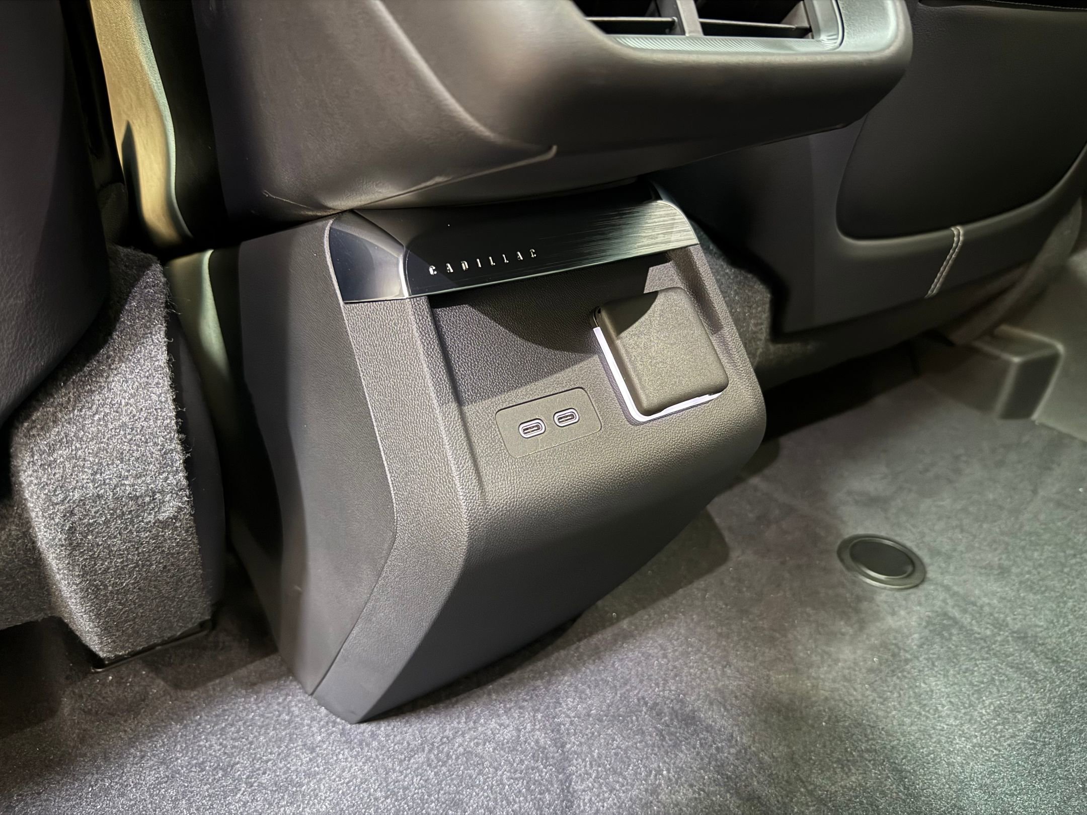 2025 Cadillac Lyriq Sport photo 35