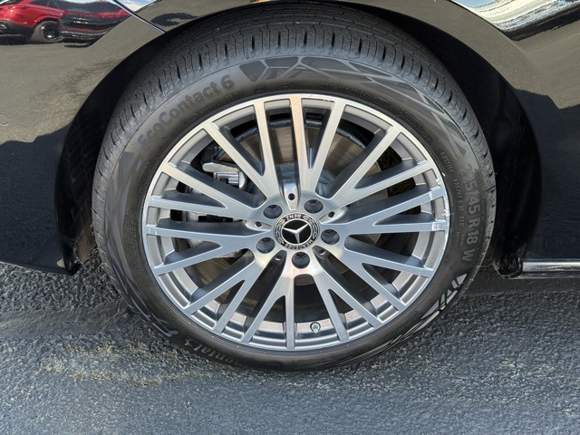 2025 Mercedes Benz CLA 250 photo 28