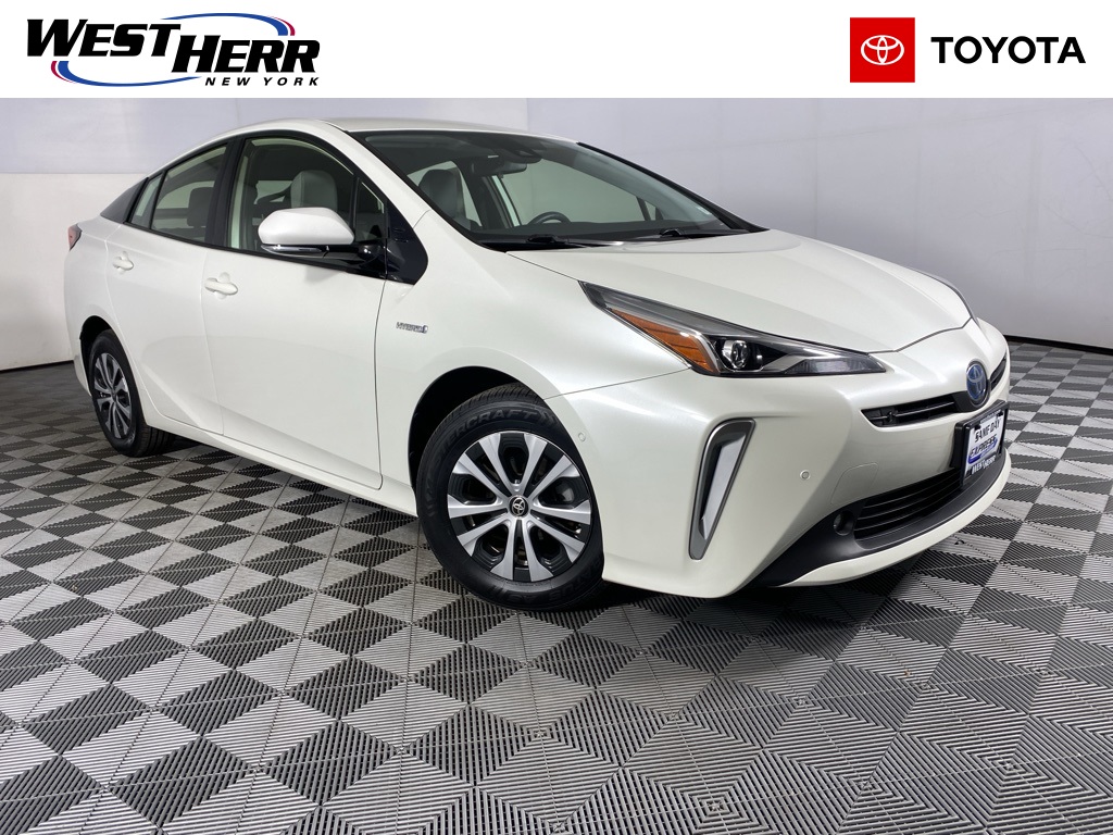 2020 Toyota Prius LE