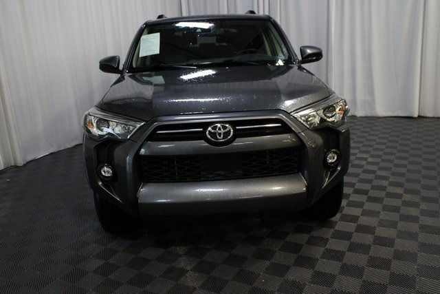 2021 Toyota 4Runner SR5 photo 2