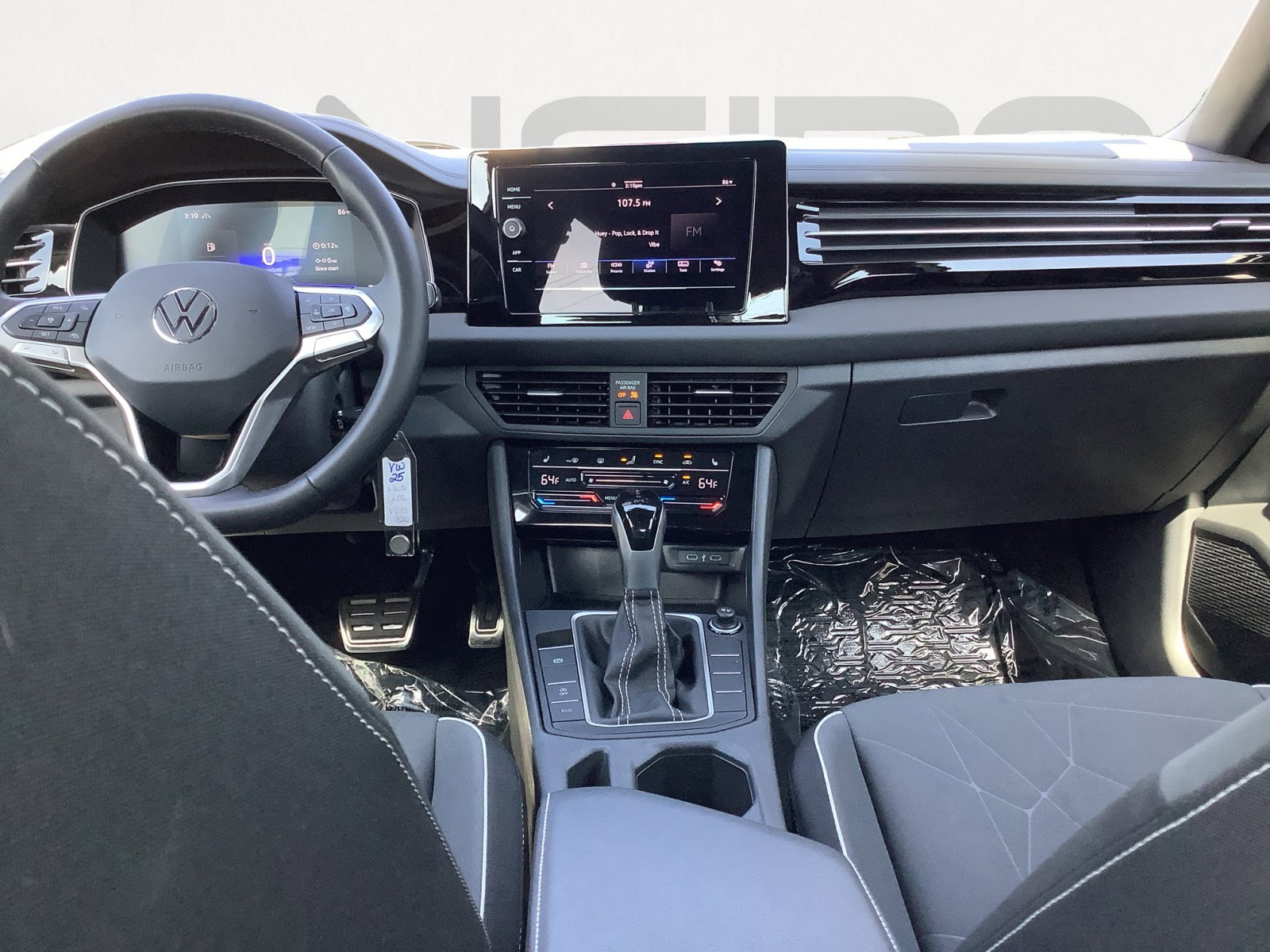 2025 Volkswagen Jetta Sport photo 14