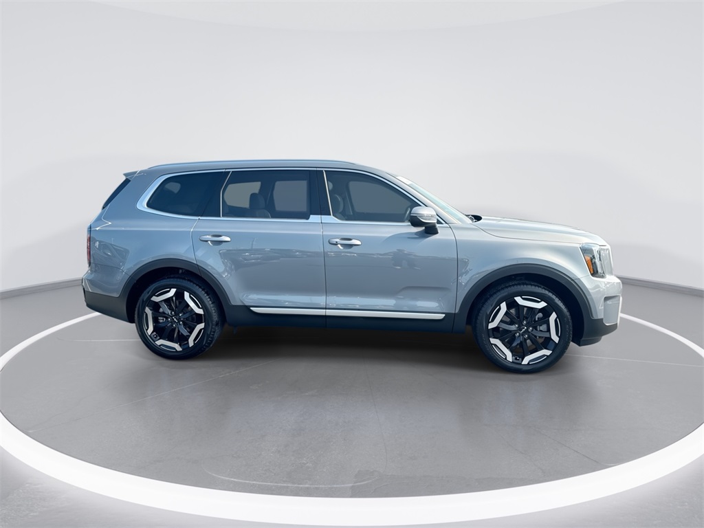 2024 Kia Telluride EX photo 6