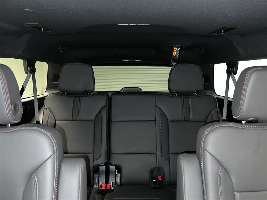 2025 Chevrolet Suburban RST photo 23