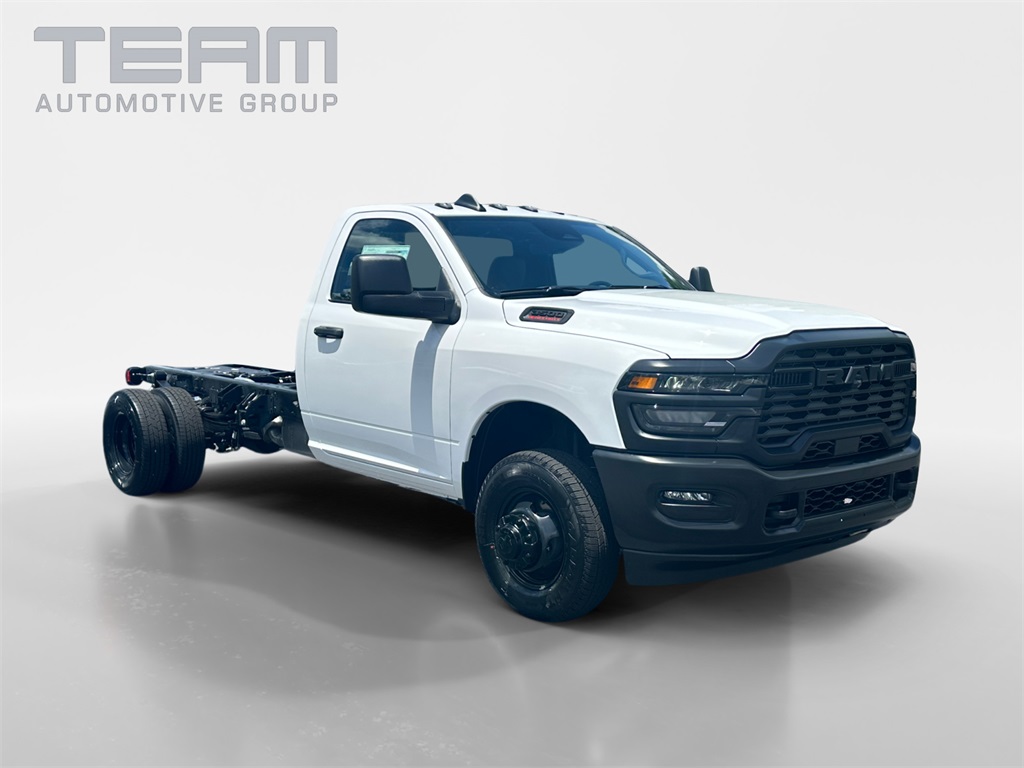 2025 RAM Ram 3500 Chassis Cab Tradesman's photo